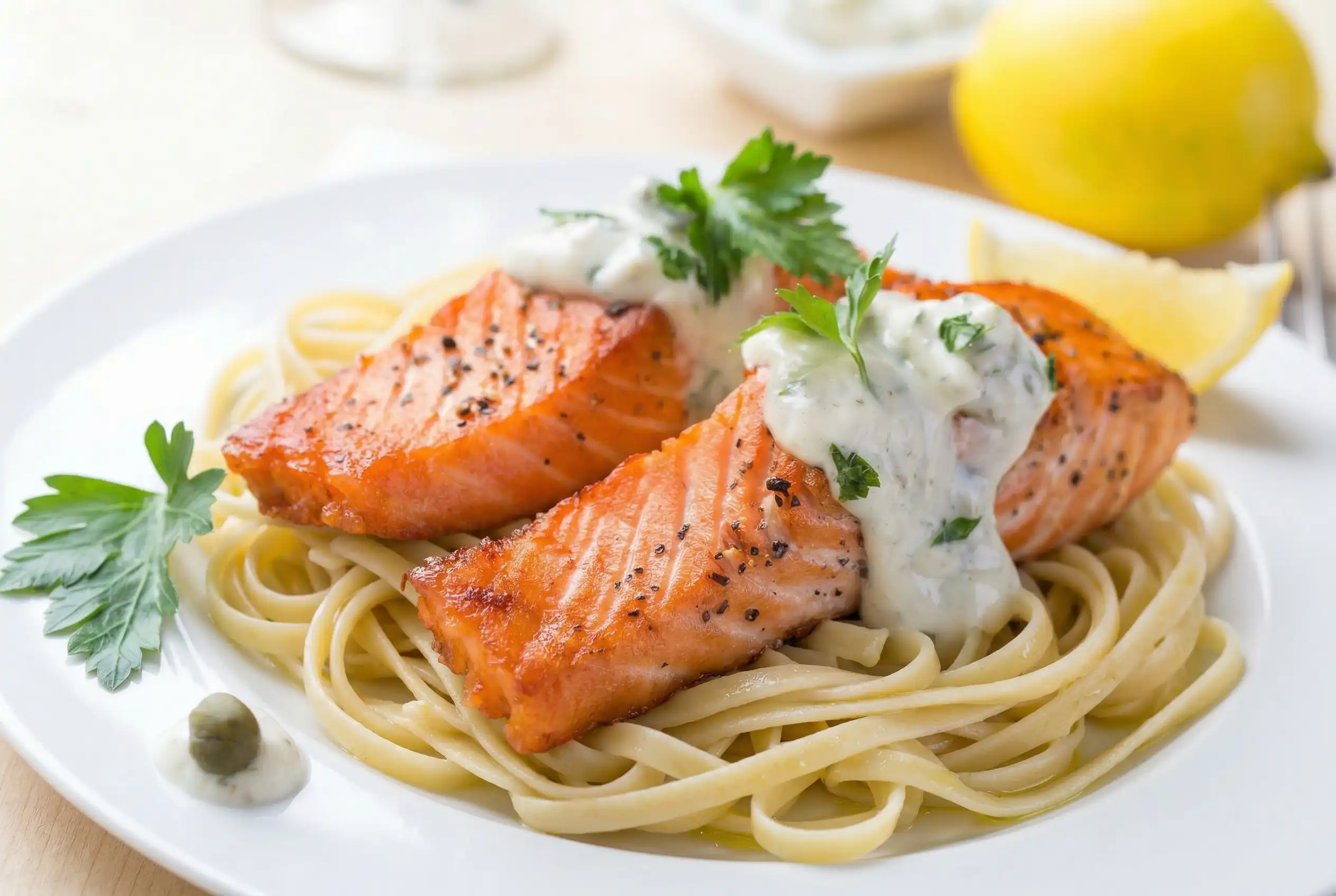 Pasta med laks – kremet og rask hverdagsmiddag